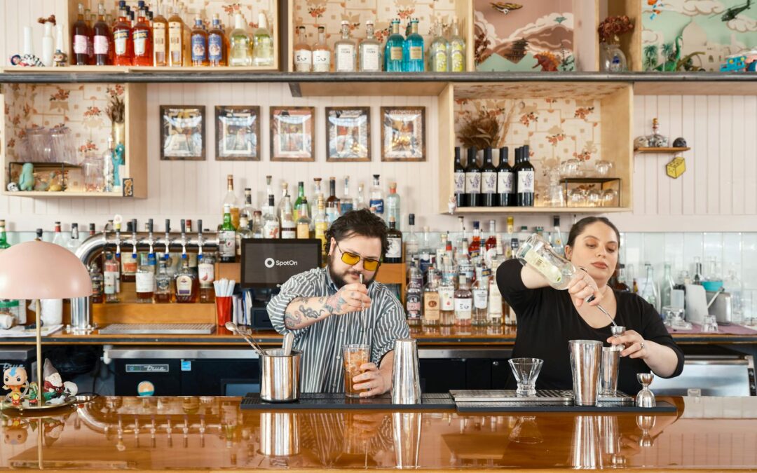 Crafting the Ultimate DIY Themed Bar Crawls: A Trendy Guide for Fun-Loving Millennials in Denver